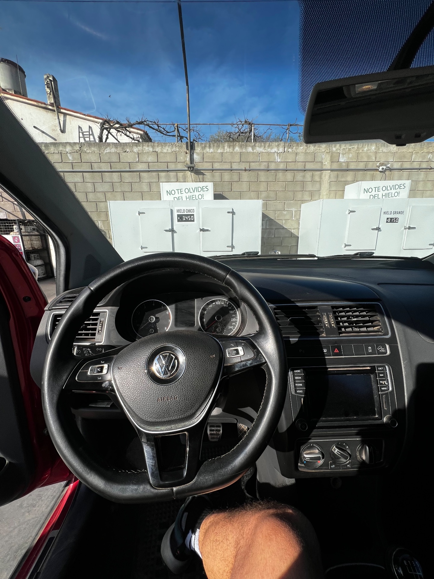 Miniatura 8 de VOLKSWAGEN  SURAN 1.6 16V