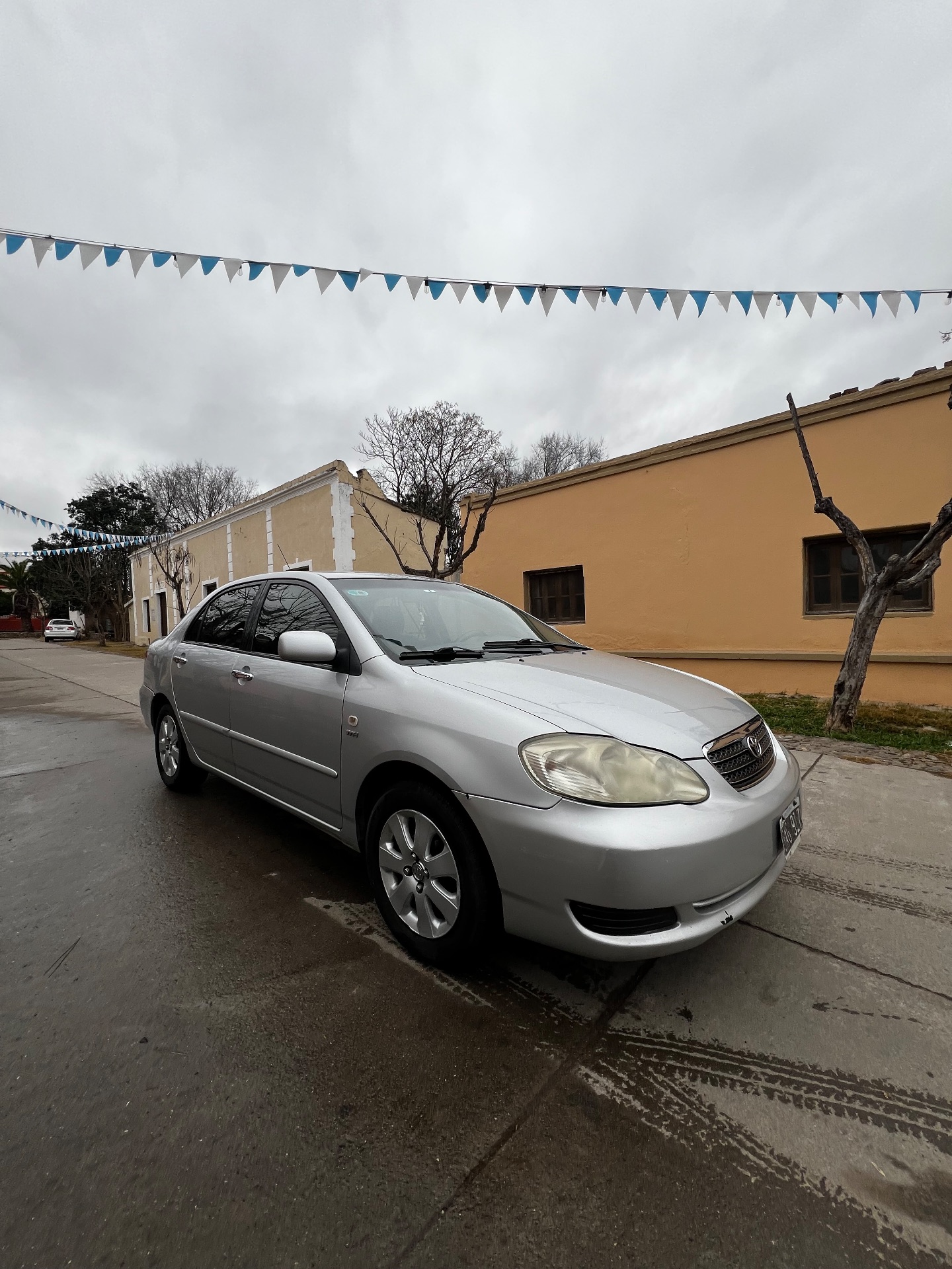 Miniatura 3 de TOYOTA COROLLA 1.8 