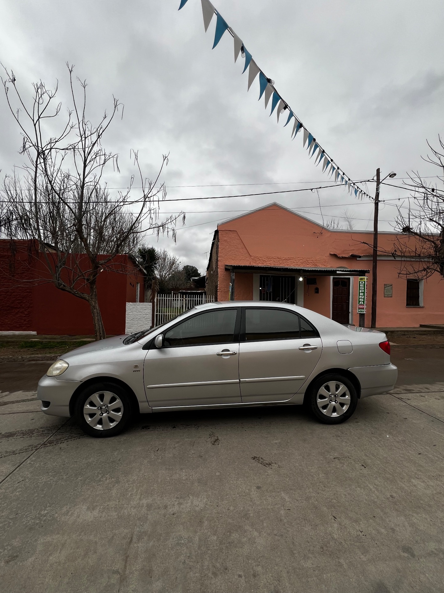 Miniatura 8 de TOYOTA COROLLA 1.8 