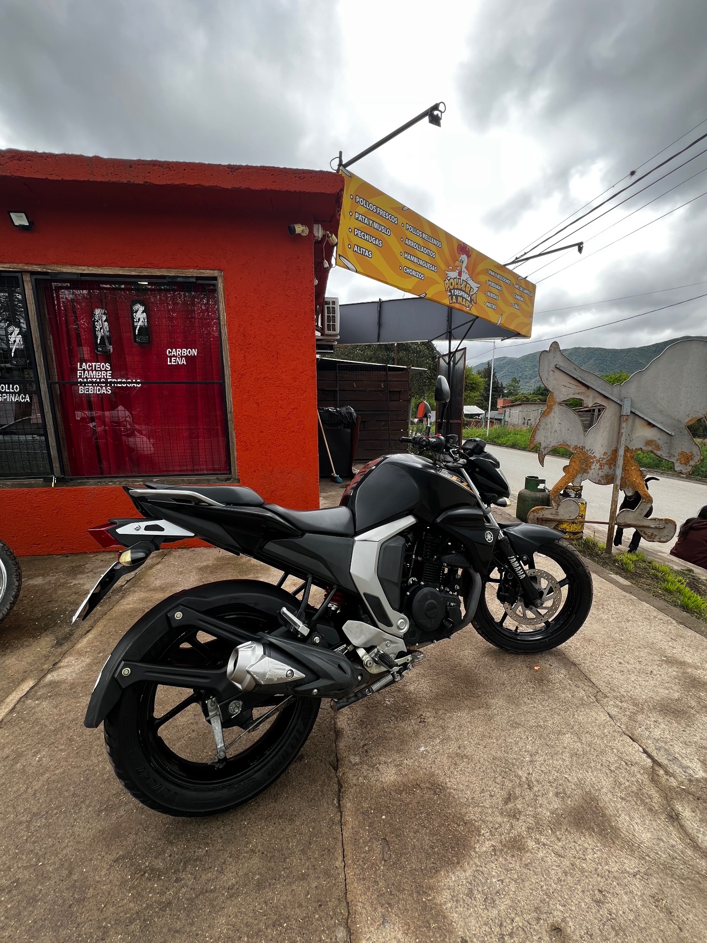 Miniatura 2 de YAMAHA  Fz 