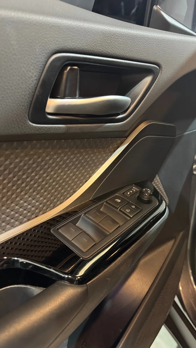 Miniatura 3 de Toyota C-HR