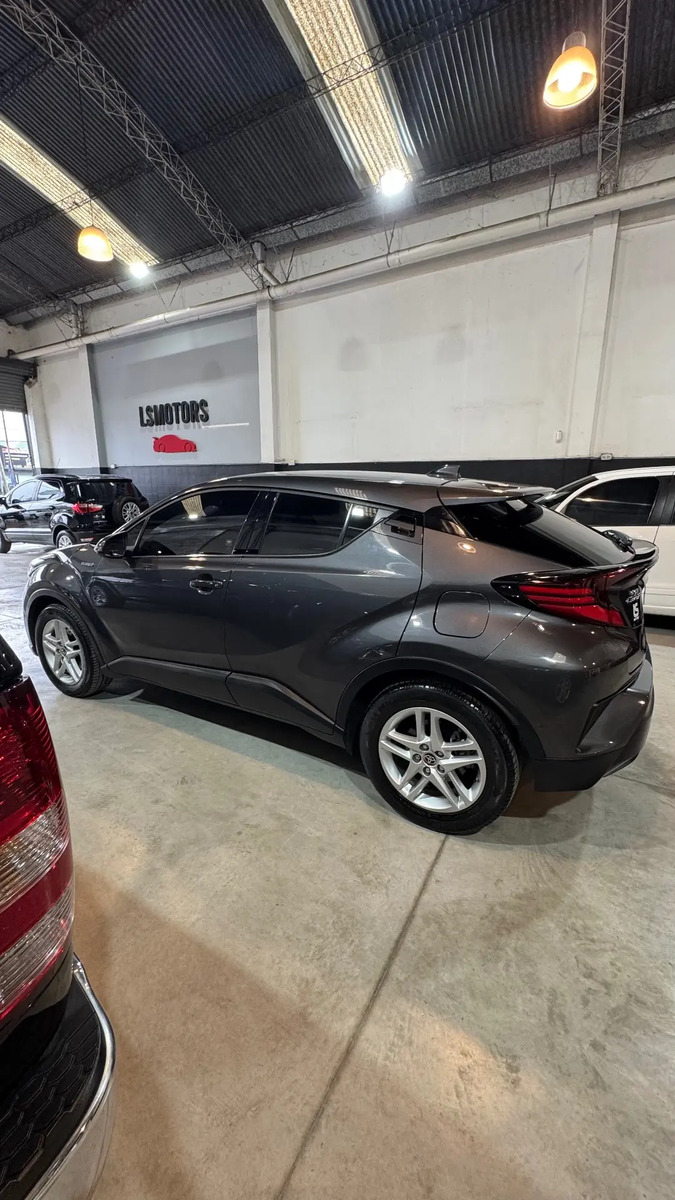 Miniatura 15 de Toyota C-HR