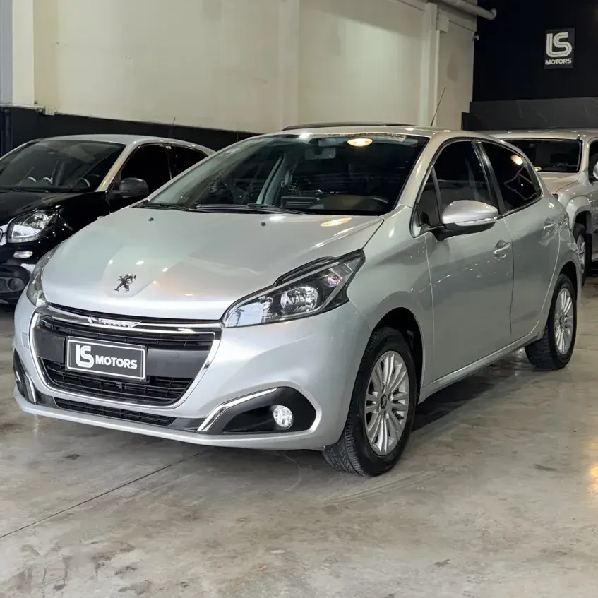 Miniatura 6 de Peugeot 208