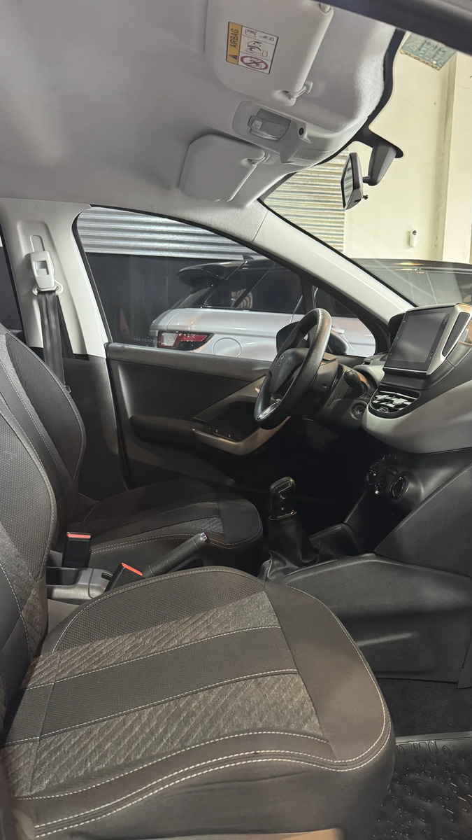 Miniatura 14 de Peugeot 208
