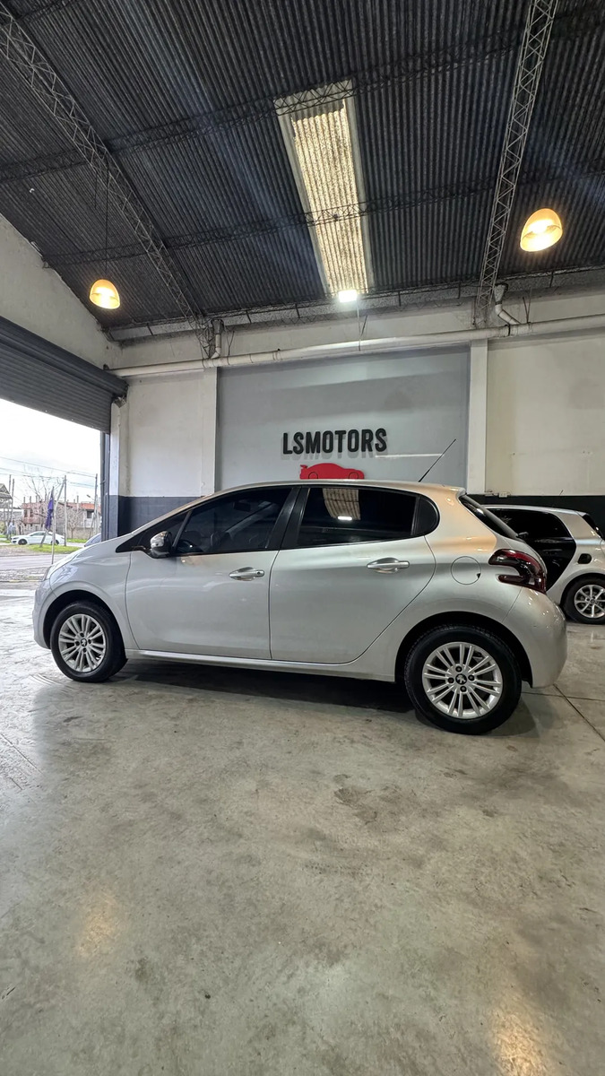 Miniatura 13 de Peugeot 208