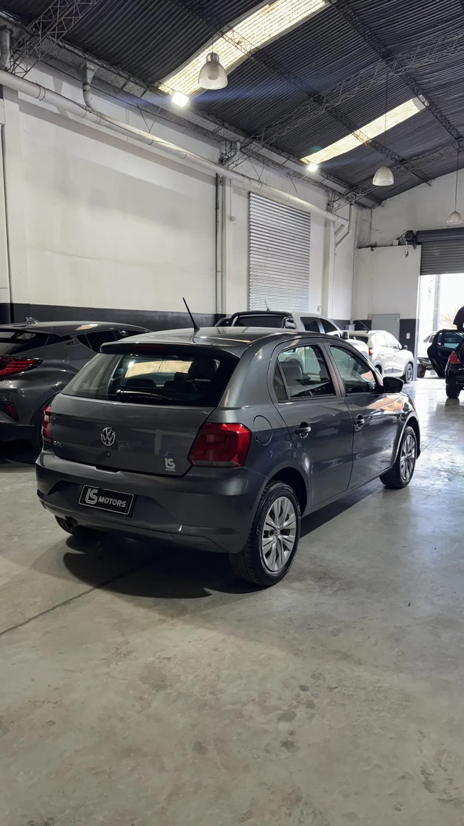 Miniatura 8 de Volkswagen Gol Trend