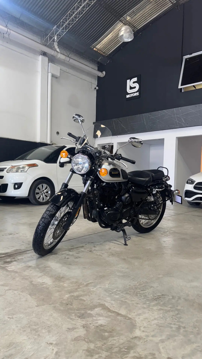Benelli Imperiale 400 2022