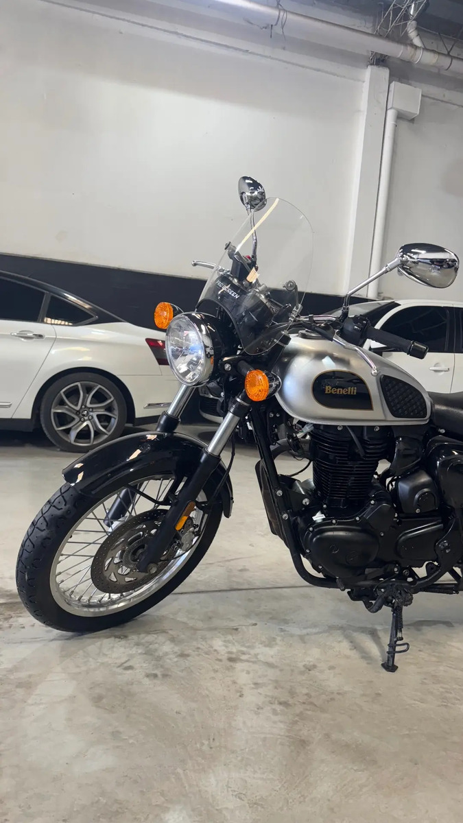 Miniatura 8 de Benelli Imperiale 400