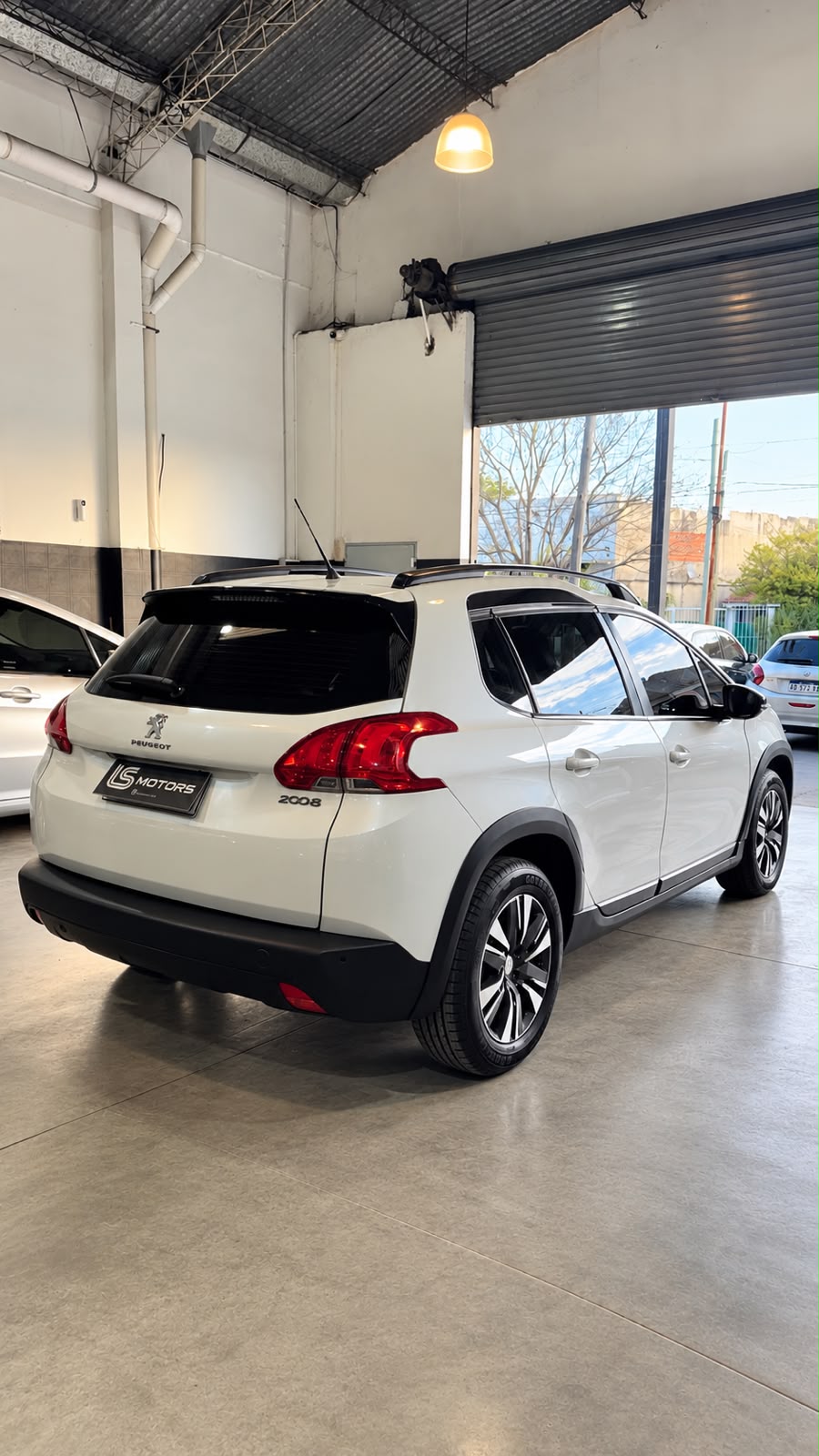 Miniatura 4 de Peugeot 2008 