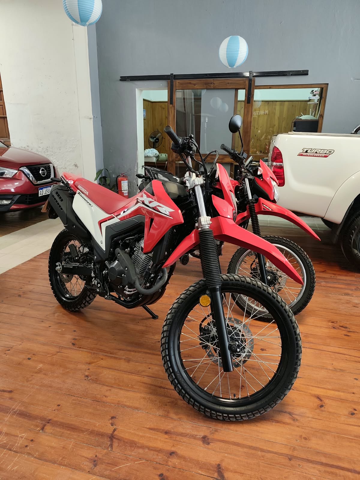 Miniatura 3 de Honda XR 300 Tornado